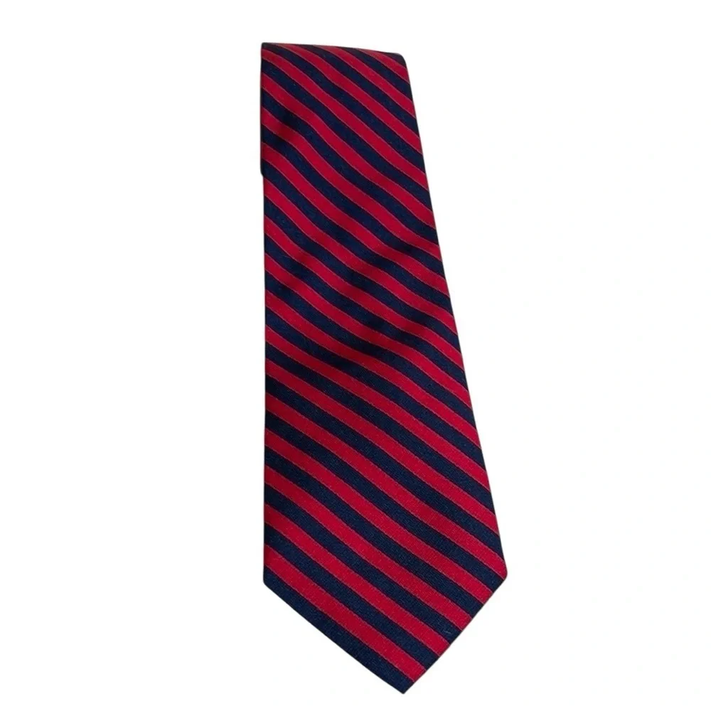 Brooks Brothers Navy Red Diagonal Stripe Silk Tie